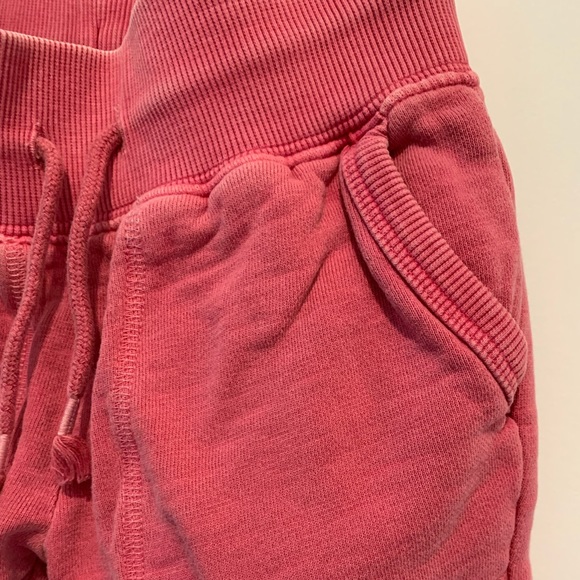 Gymboree pink jogging pants with pocket detail. Size 4. - Picture 4 of 6